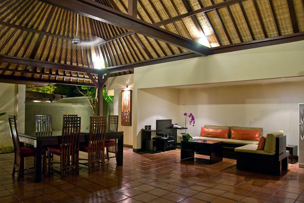 The Ulin Villas And Spa - By Karaniya Experience - Chse Certified Seminyak Exteriör bild