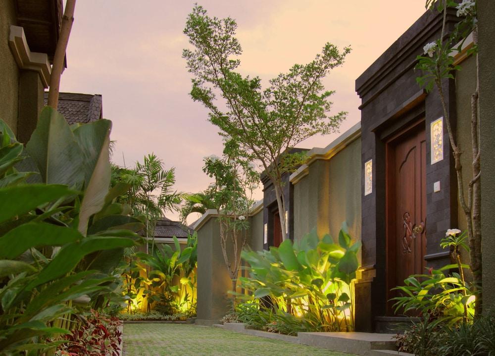 The Ulin Villas And Spa - By Karaniya Experience - Chse Certified Seminyak Exteriör bild